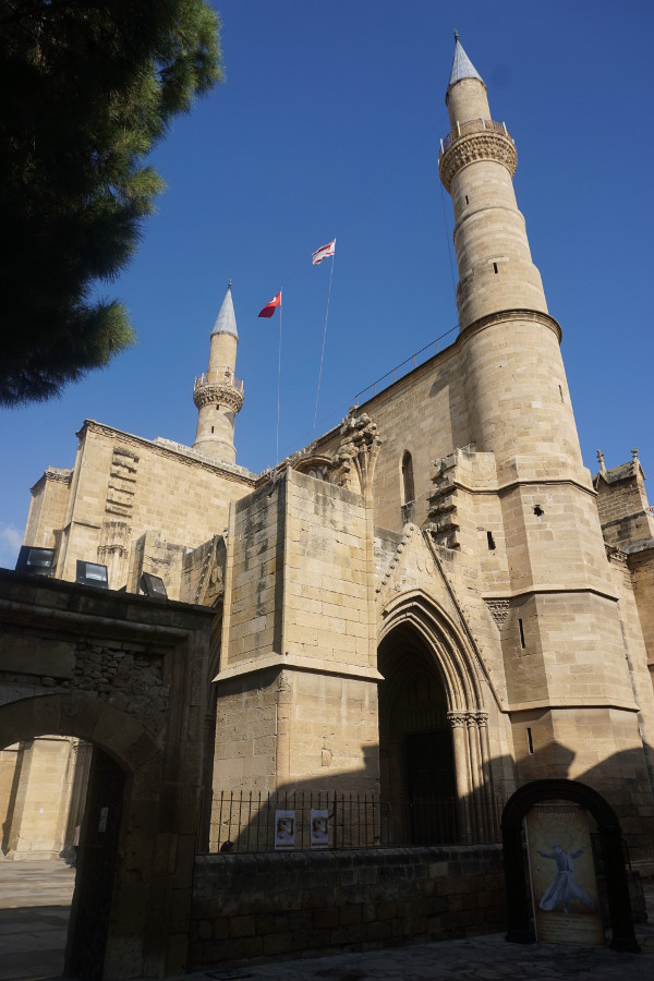 Największy meczet Nikozji